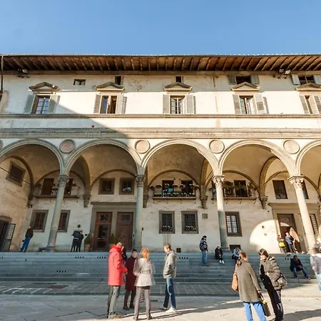 Accademia Frescoes Apartment Florence